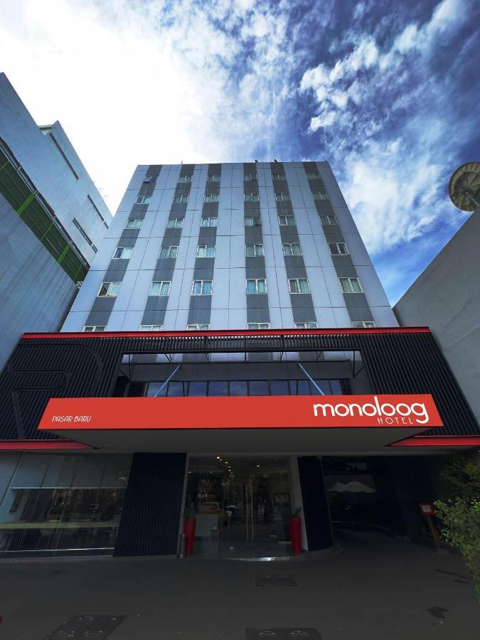 Monoloog Hotel Бекаси Екстериор снимка